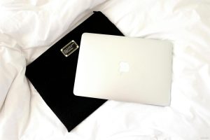 MacBook Air M3 评测：轻薄与性能的完美平衡